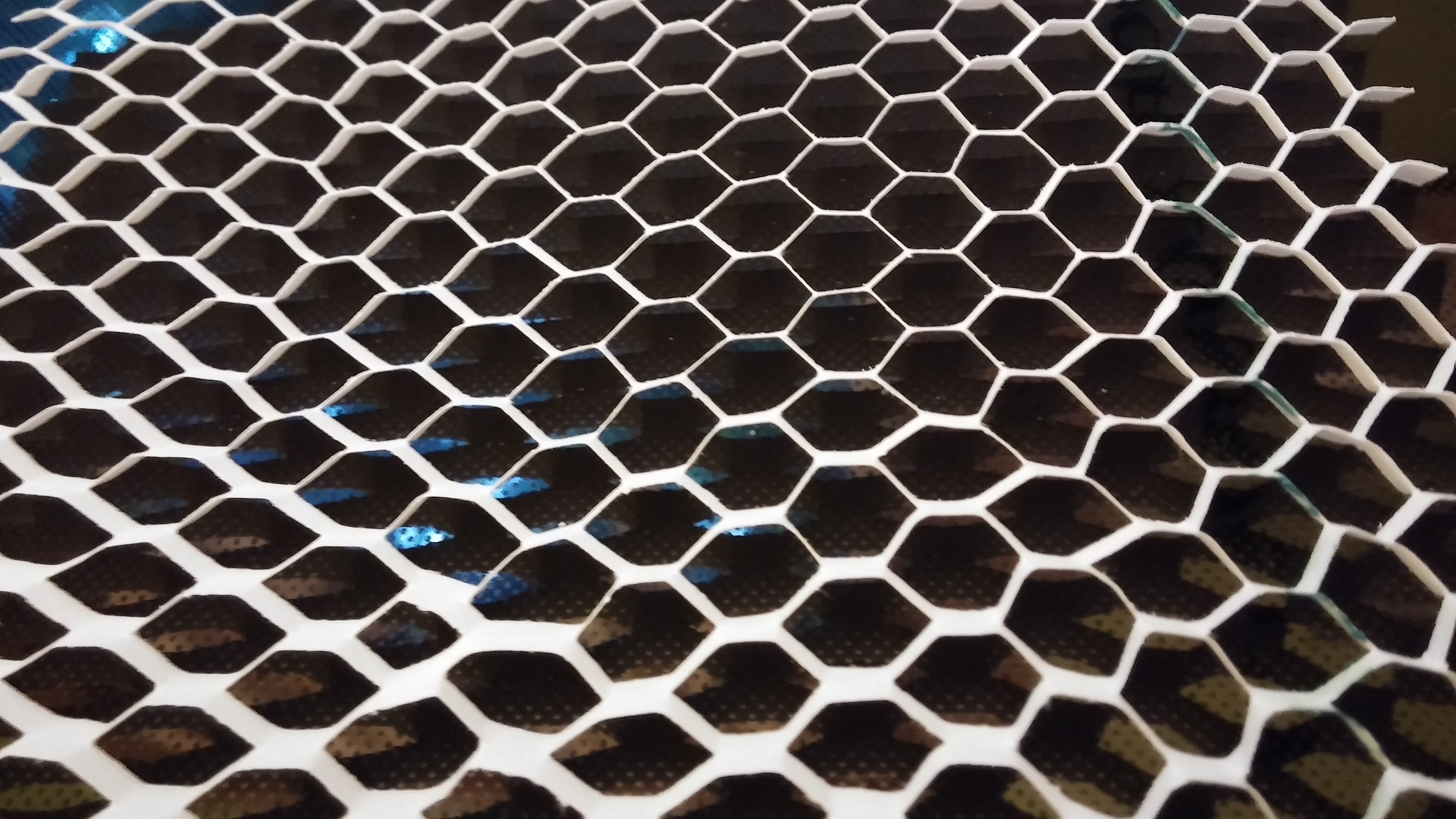 HexcelPack standard honeycomb cell structure